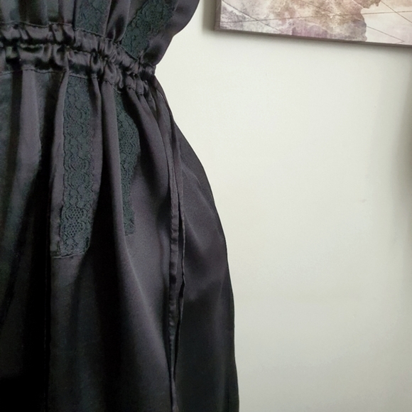 Sarah Jane Black Silk Dress with Split Sleeve and Drawstring Waistband Size 14 - Picture 6 of 10